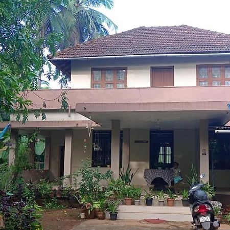 Narayanalayam-Vintage Retreat-Homestay & Rest'Inn 坎努尔 外观 照片